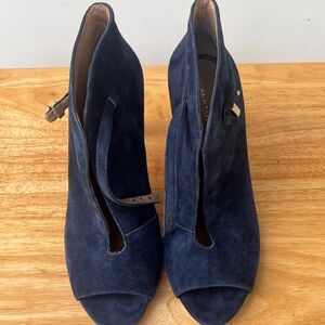 Ann Taylor Heels